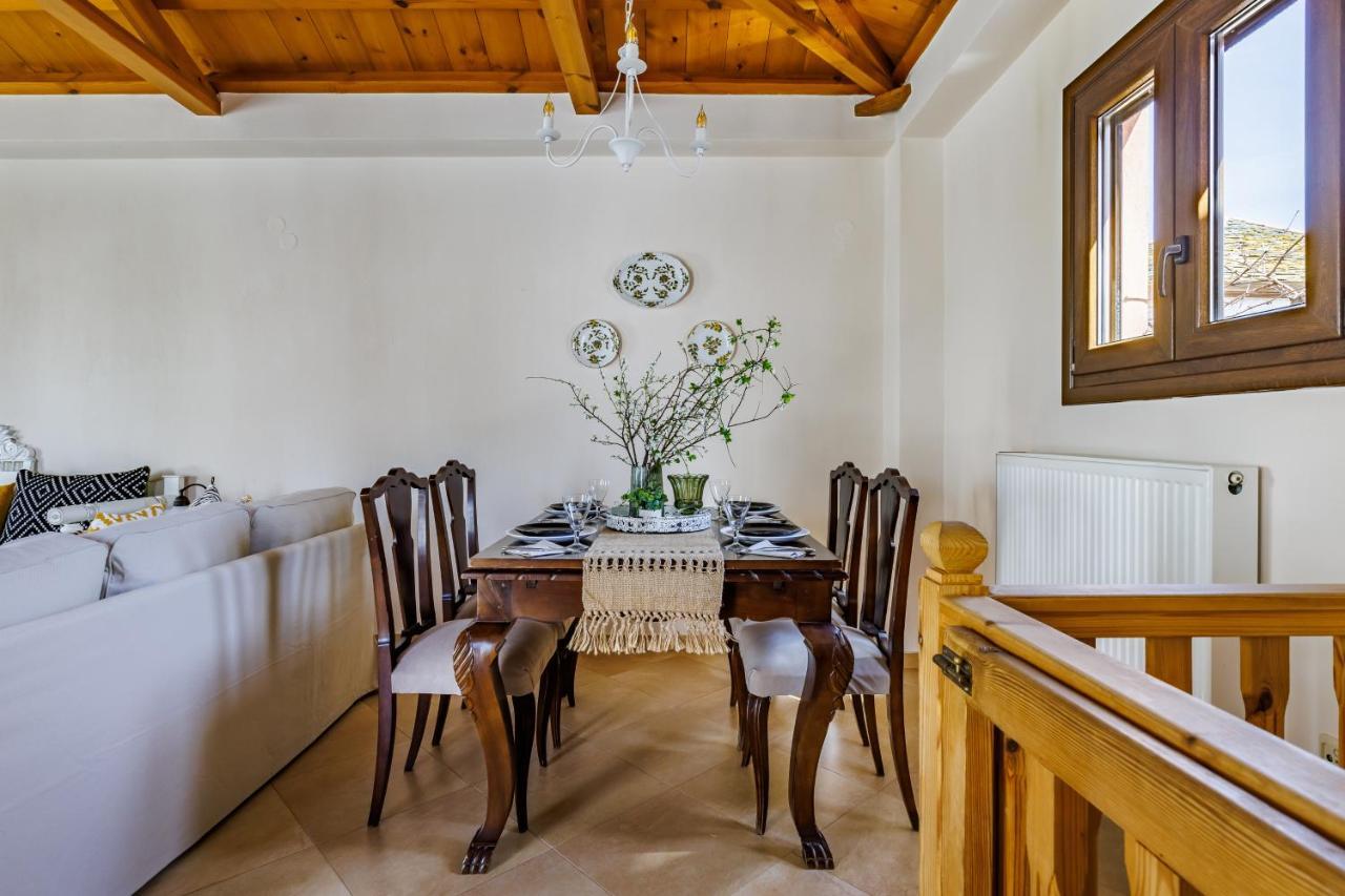 Petradi Town Apartment Skopelos Town Exterior foto